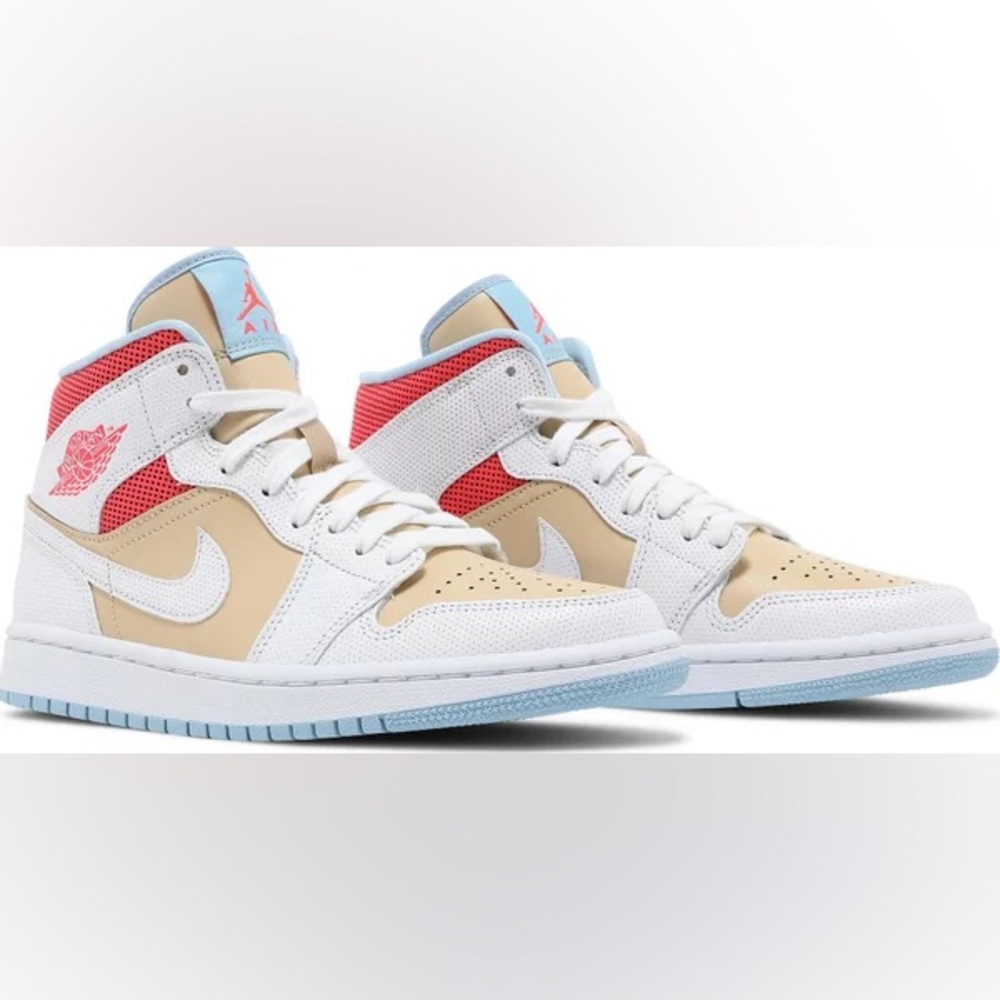 Wmns Air Jordan 1 Mid SE 'Sesame